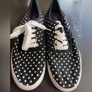 Mossimo Supply Size 9